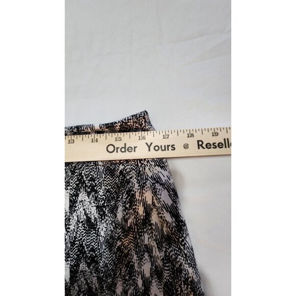 Tranquility Womens Black White Chevron Skort Size Large - Picture 4 of 6